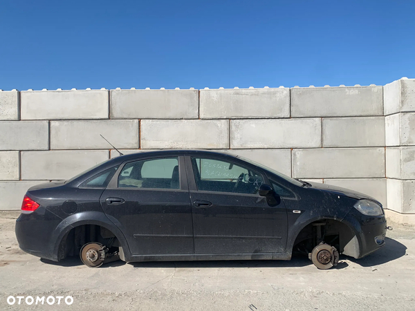 FIAT LINEA 2008 1.4 TB 16V * SAMOCHÓ NA CZĘŚCI* 323 LAMPA LUSTERKO DRZWI MASKA KLAPA BELKA ZDERZAK BŁOTNIK PRAWA LEWA PRZÓD TYŁ