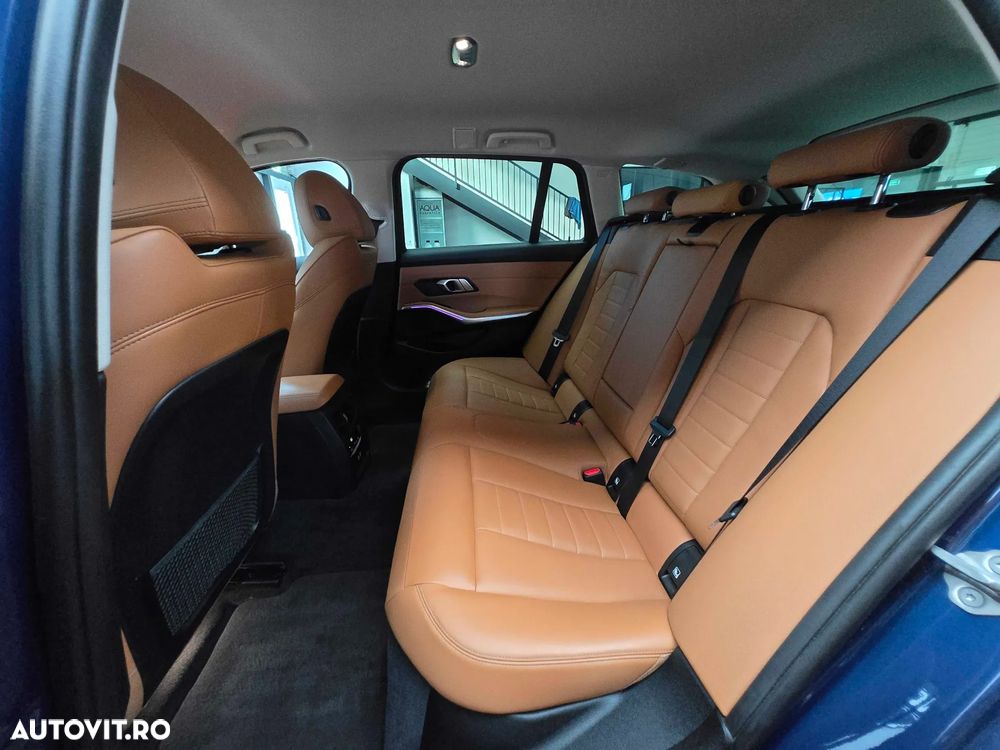 BMW Seria 3 320d Touring Aut. Sport Line - 23