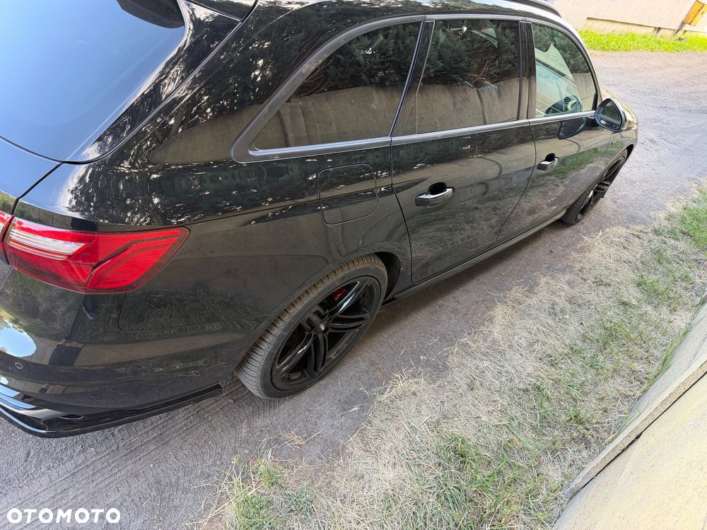 Audi A4 Avant - 10