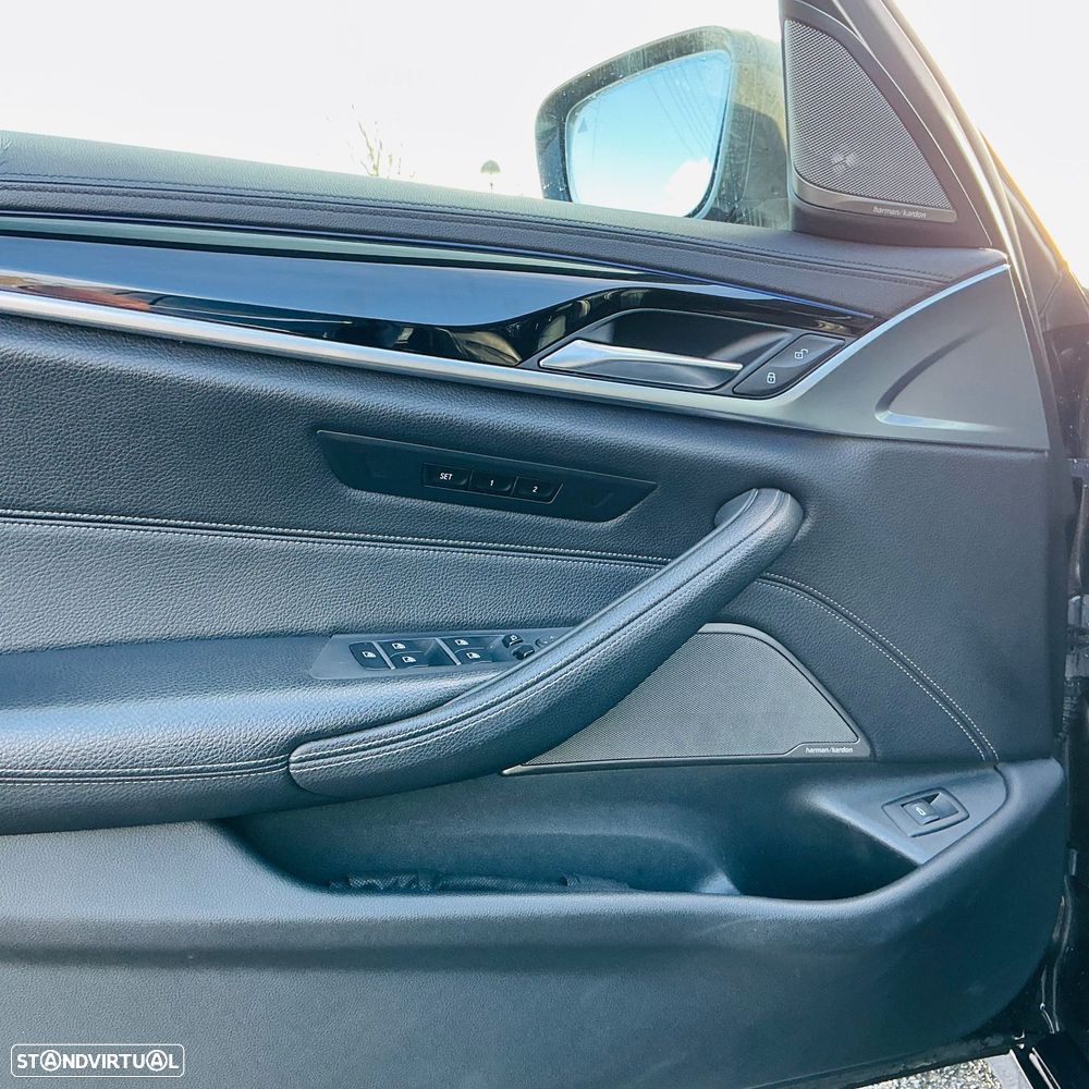 BMW 520 d Line Luxury Auto - 29