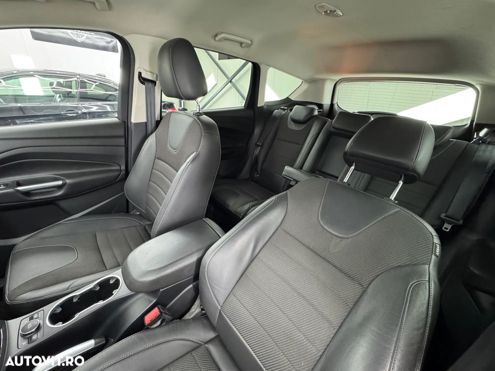 Ford Kuga 2.0 TDCi 4x4 Aut. Individual - 22