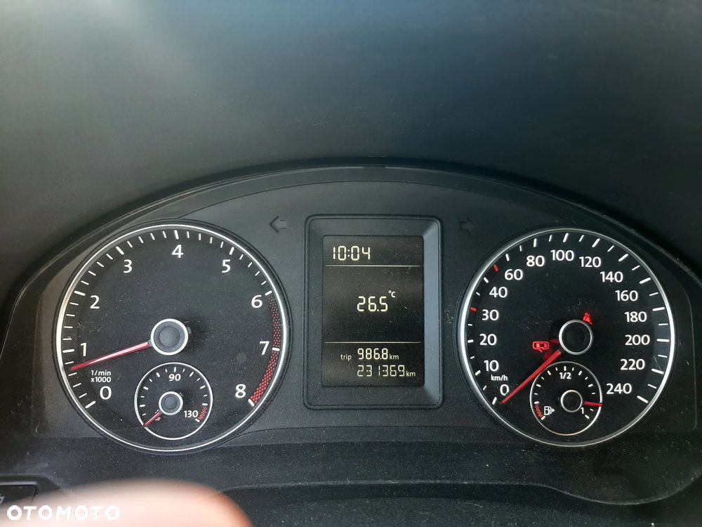 Volkswagen Golf - 8