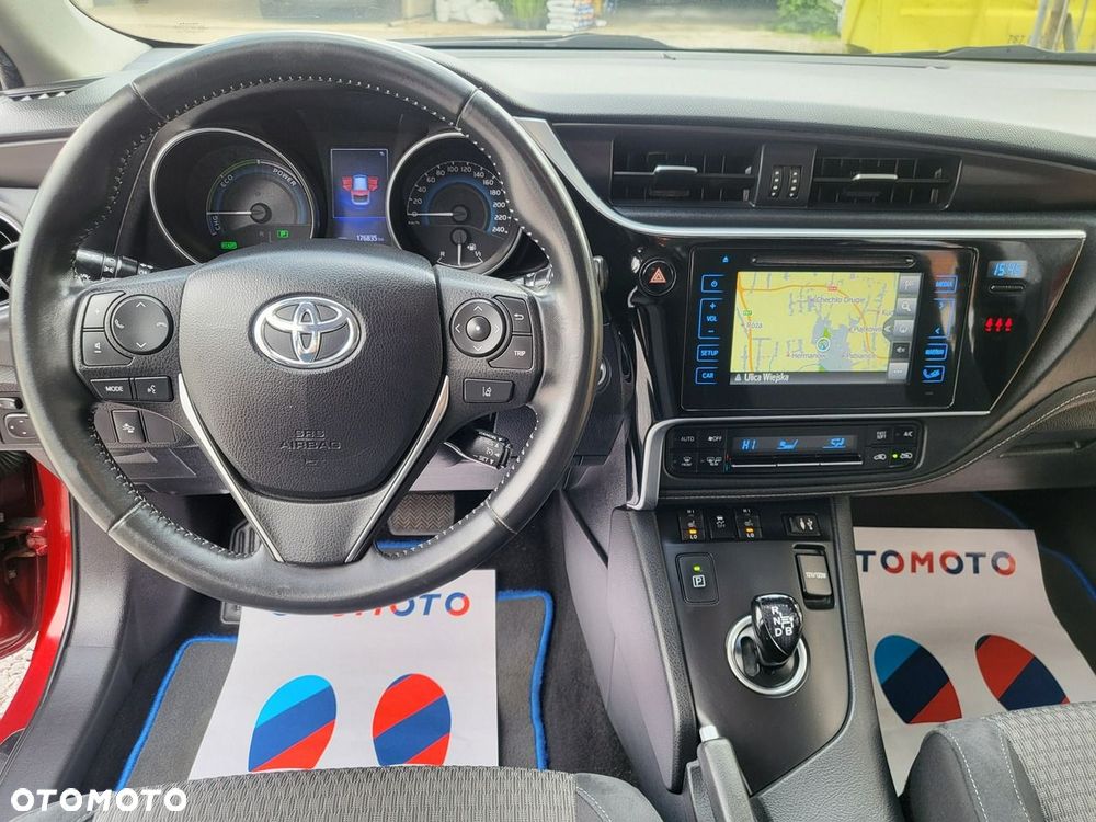 Toyota Auris - 15