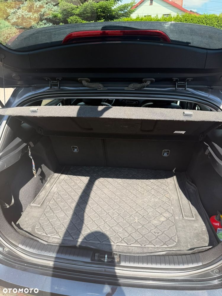 Kia Ceed 1.5 T-GDI Business Line Plus DCT - 12