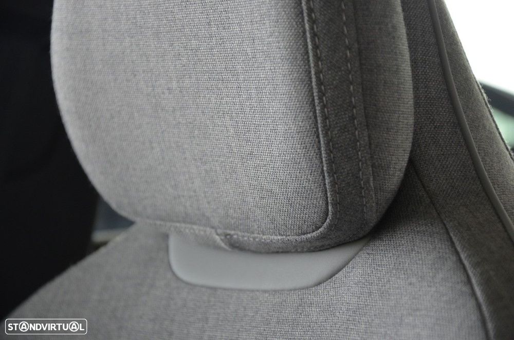 Volvo EX30 69 kWh Single Motor Extended Range Ultra - 15