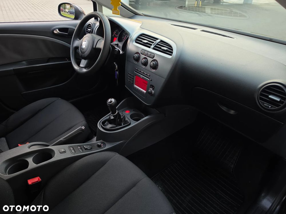 Seat Leon 1.6 Reference - 9