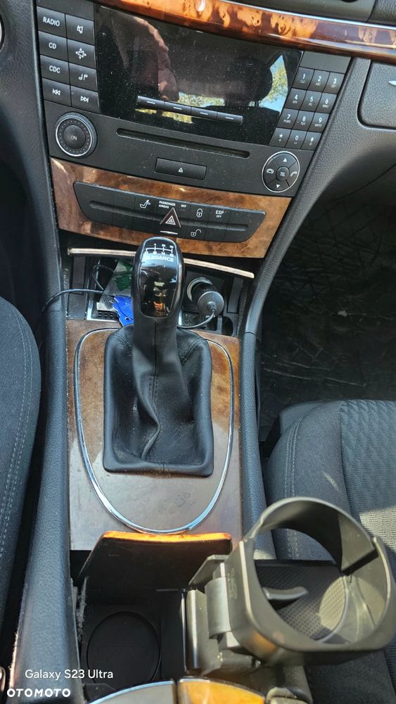 Mercedes-Benz Klasa E 220 CDI Elegance - 12