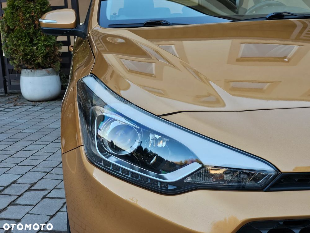 Hyundai i20 1.2 YES Gold - 26