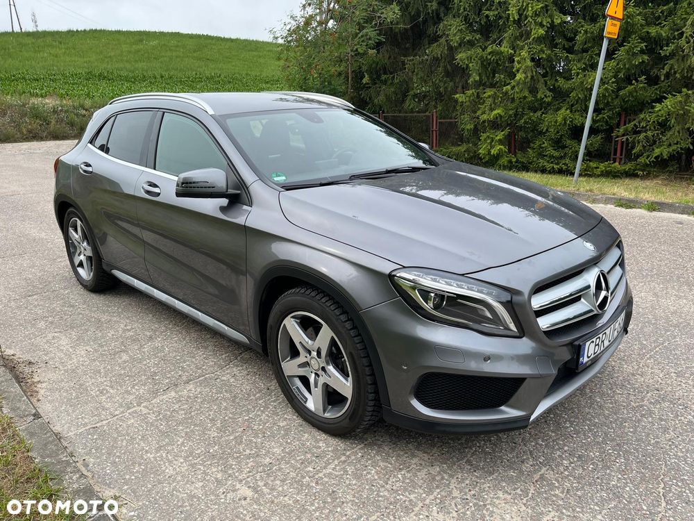 Mercedes-Benz GLA 220 CDI 4Matic 7G-DCT AMG Line - 8