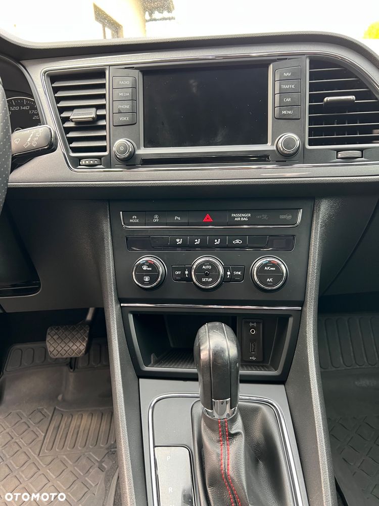 Seat Leon Sportstourer 2.0 TDI FR S&S DSG EU6 - 14