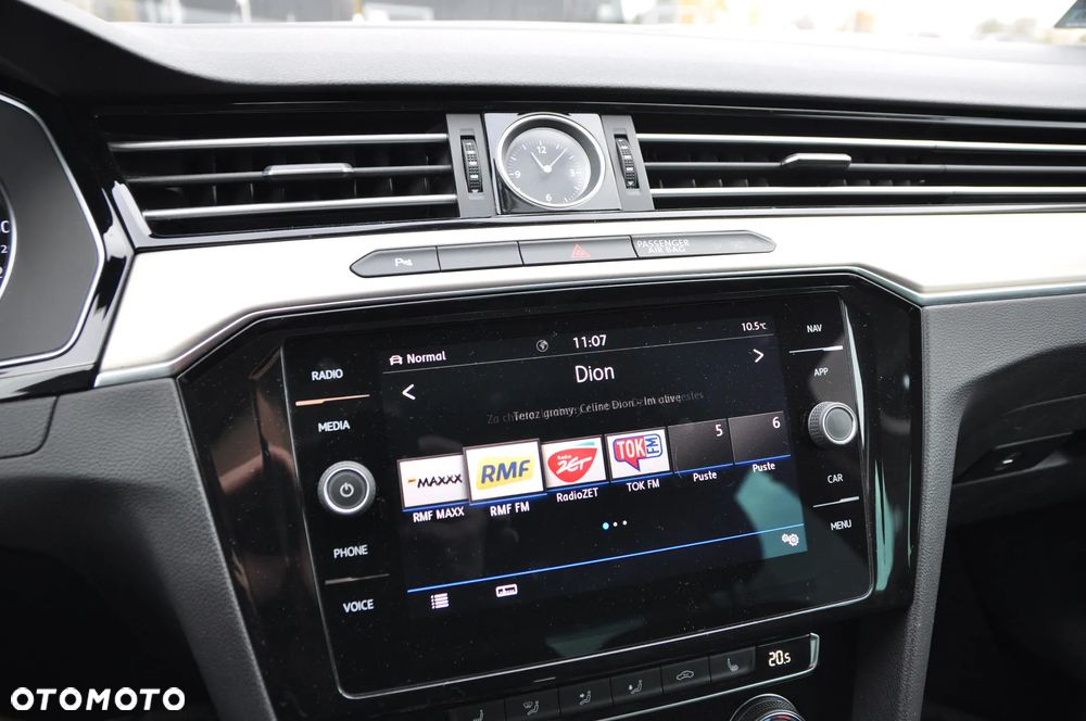 Volkswagen Passat 1.5 TSI EVO Highline DSG - 17