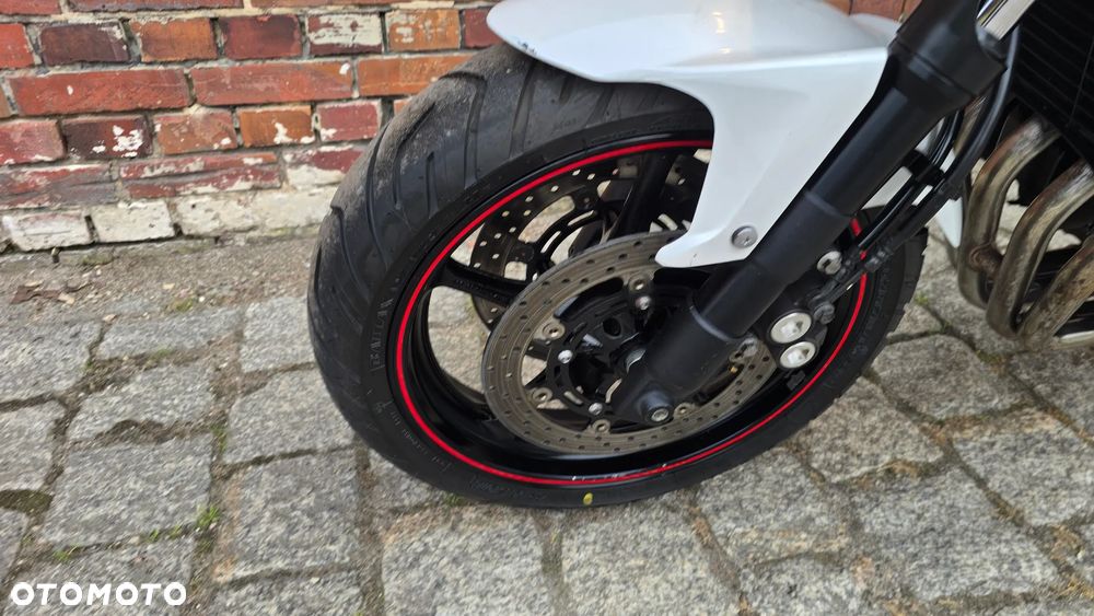 Yamaha FZ6 - 9