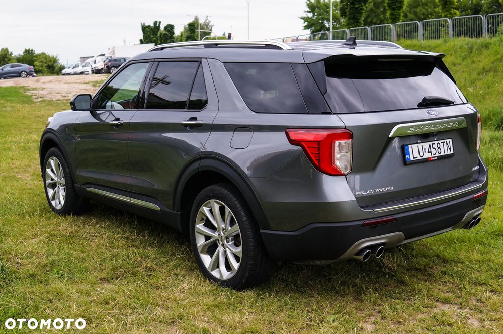 Ford Explorer - 2