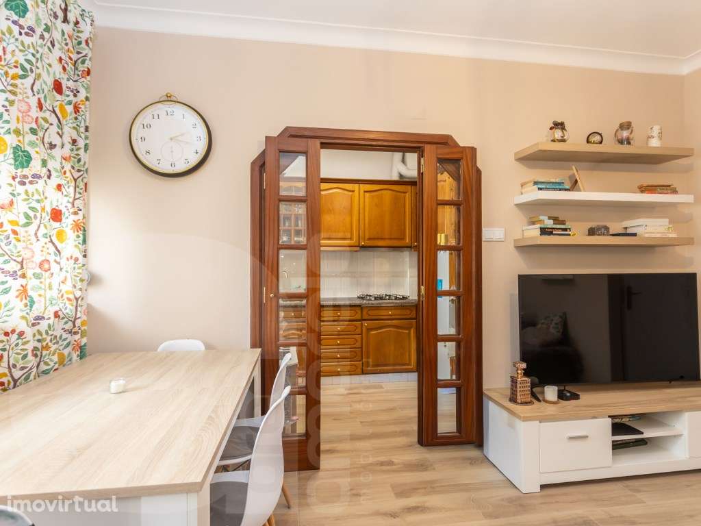 T2 Remodelado em Corroios | Vista Desafogada | A 2 Min da Estação F... - Grande imagem: 3/16