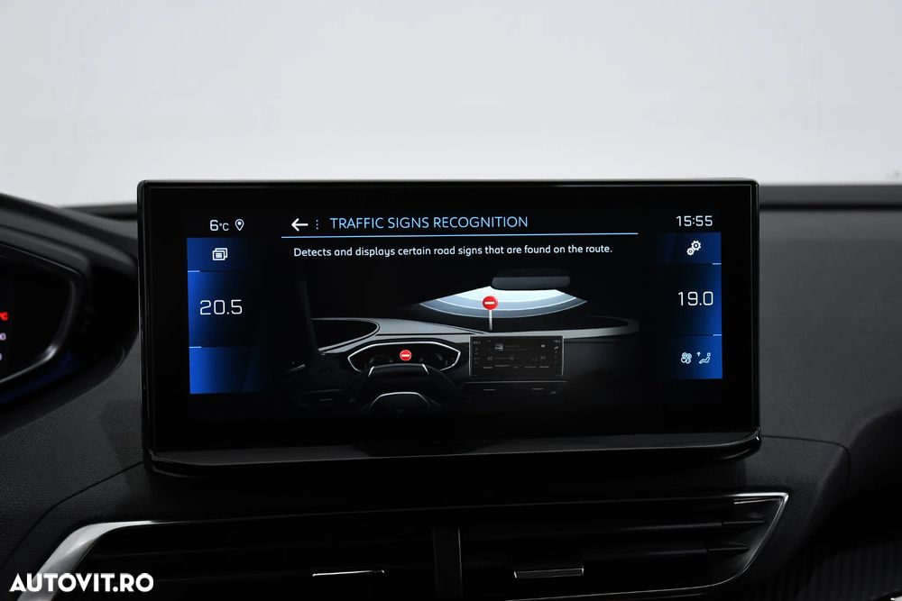 Peugeot 3008 1.2 PureTech Turbo S&S EAT8 Allure - 29