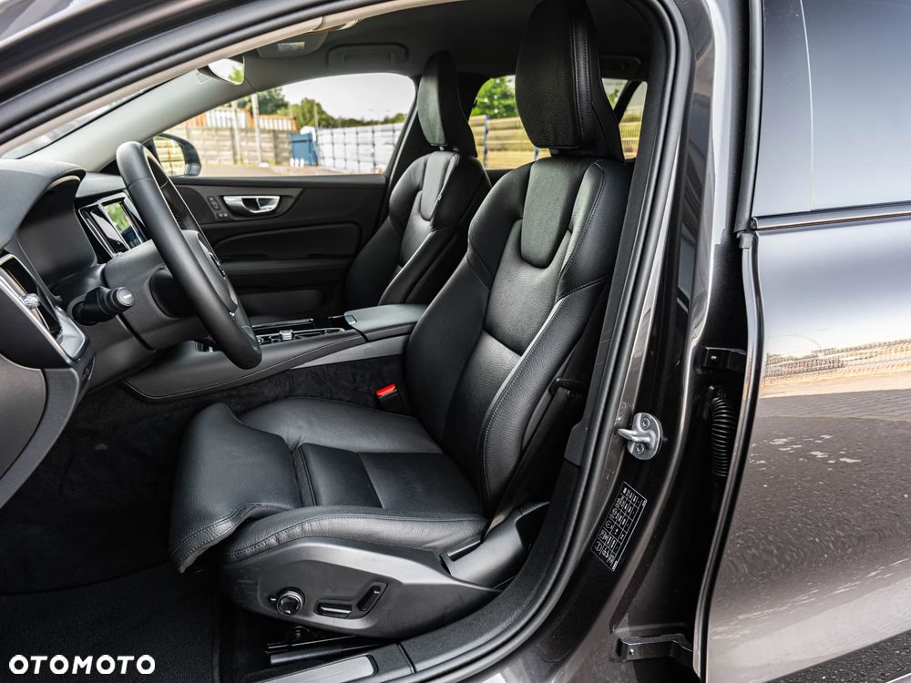 Volvo V60 - 24
