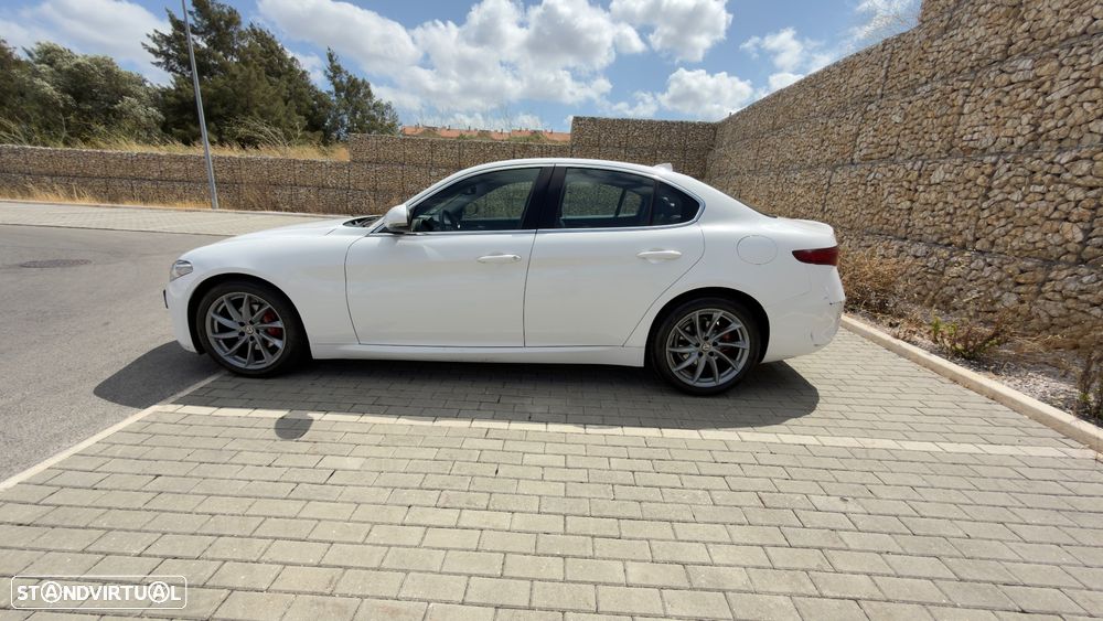 Alfa Romeo Giulia 2.2 D Sprint AT8 - 7