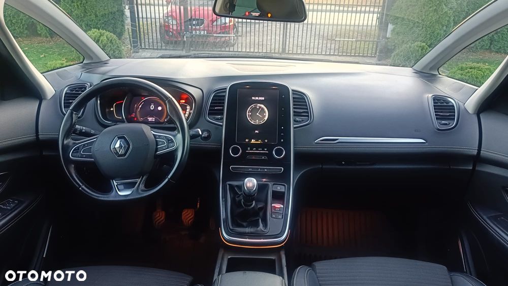 Renault Grand Scenic - 7