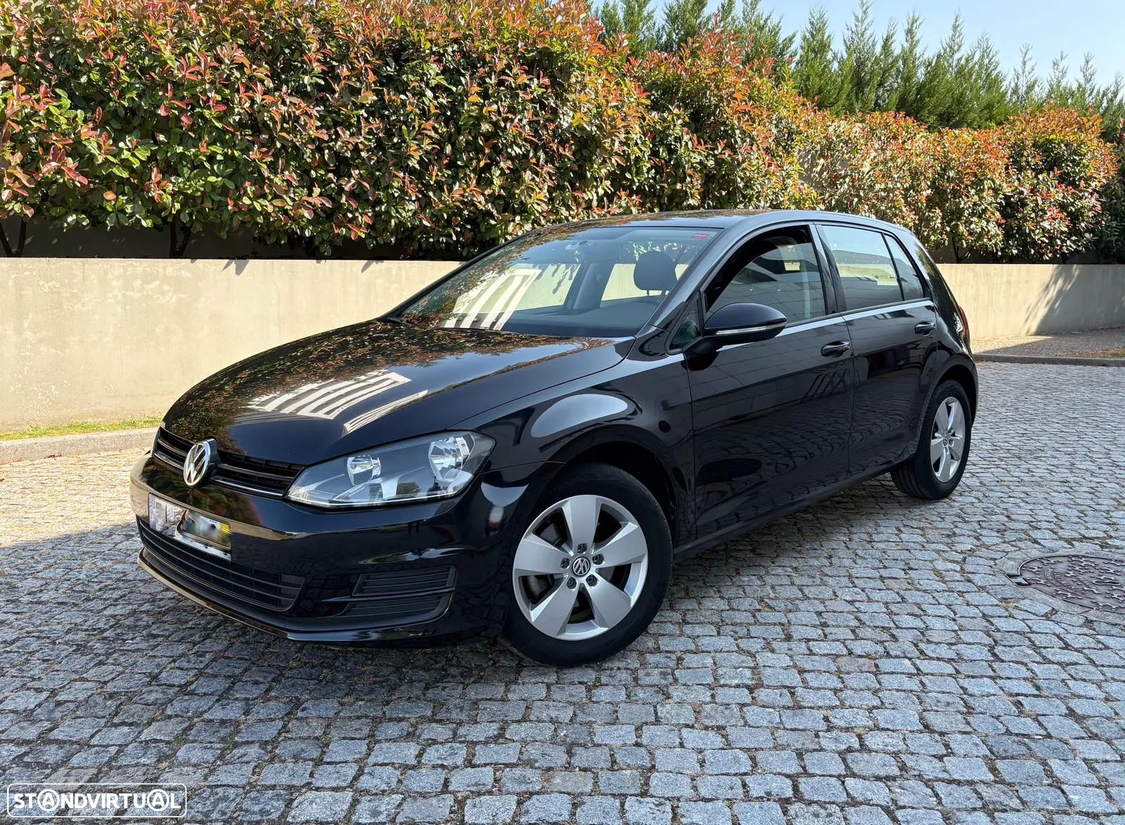 VW Golf 1.6 TDi Confortline - 1