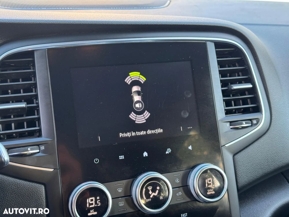 Renault Megane E-TECH Plug-in 160 INTENS - 30