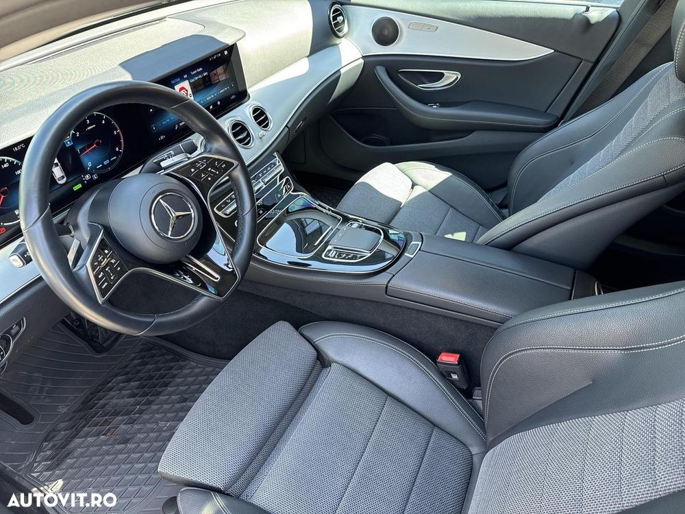Mercedes-Benz E 300 d 4MATIC 9G-TRONIC - 8