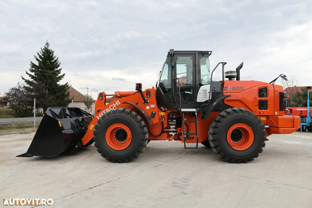 Hitachi ZW220-5A, An 2025, Made in Japan - 4