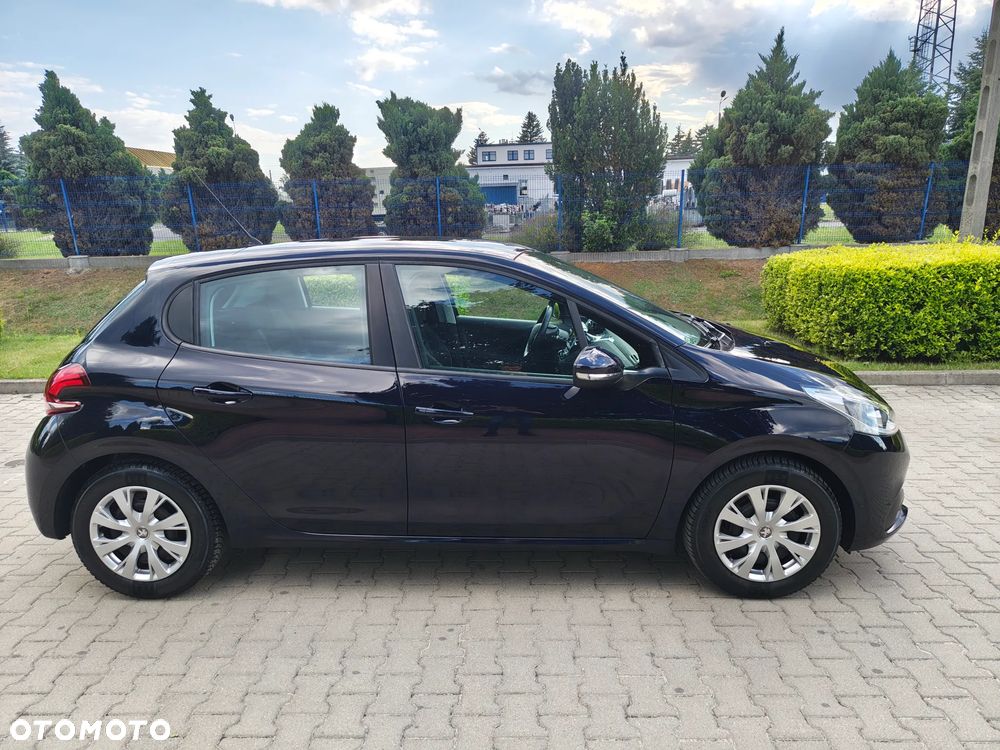 Peugeot 208 82 PureTech Style - 5