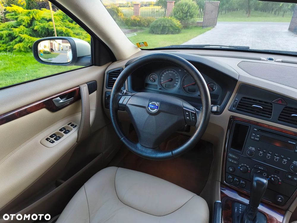 Volvo S60 2.4D Kinetic - 25