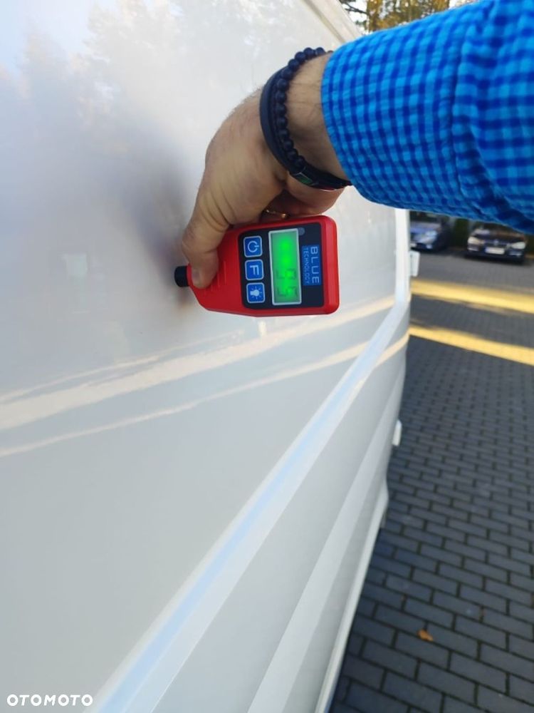 Volkswagen Transporter - 23