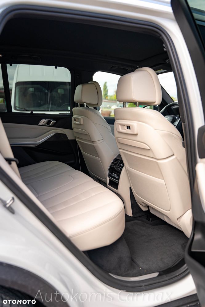 BMW X5 xDrive45e - 23