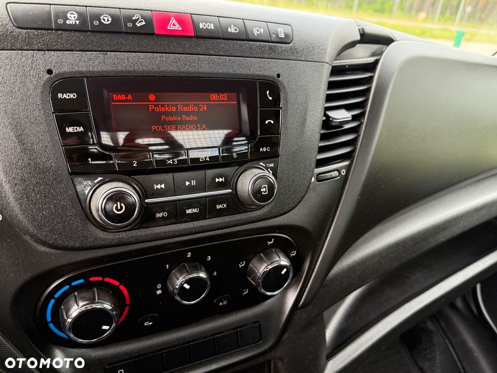 Iveco DAILY 35/50-180 3.0 HPI 180KM ‼️WYWROTKA 3-stronna ! 81 tyś km! Resor +Poduszka! HAK! Jak Nowy!! - 15