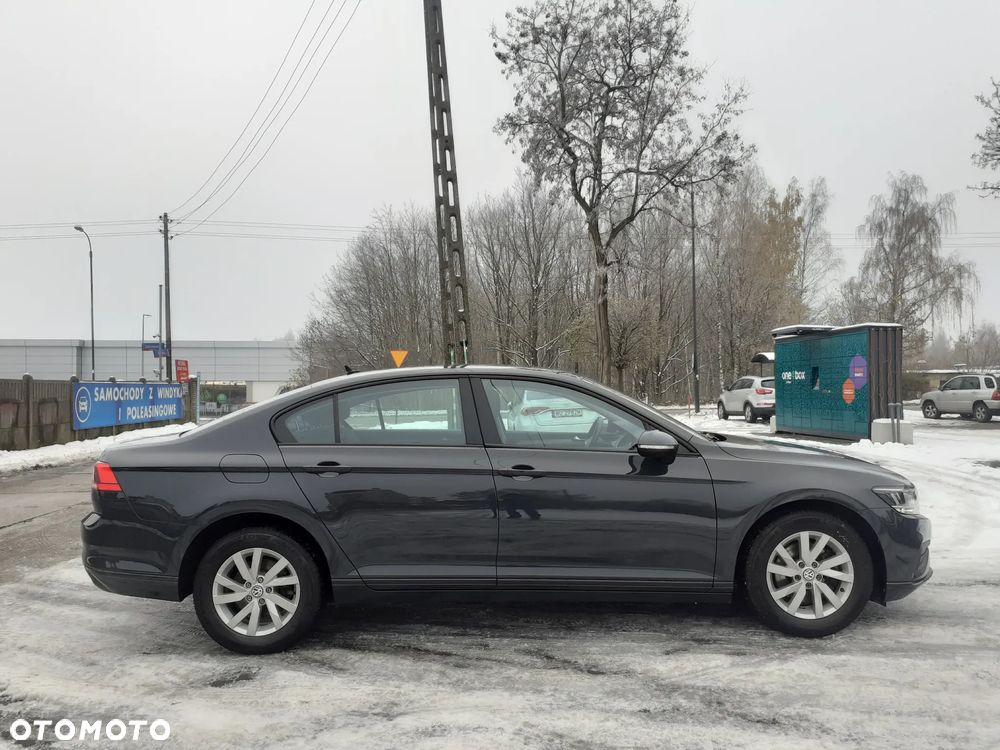 Volkswagen Passat - 6