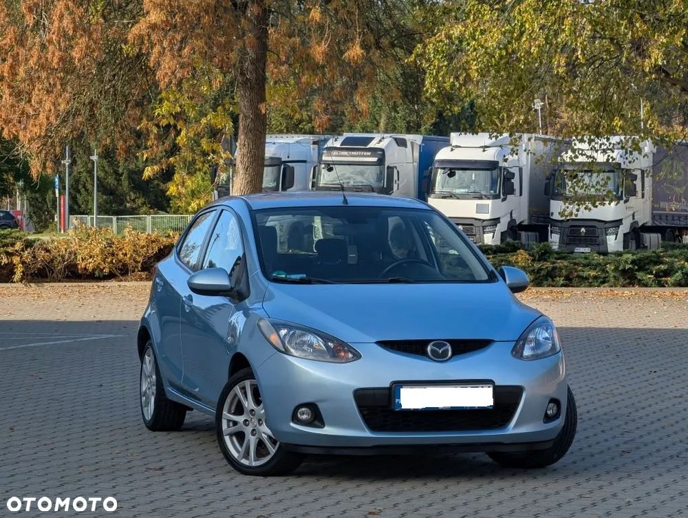 Mazda 2