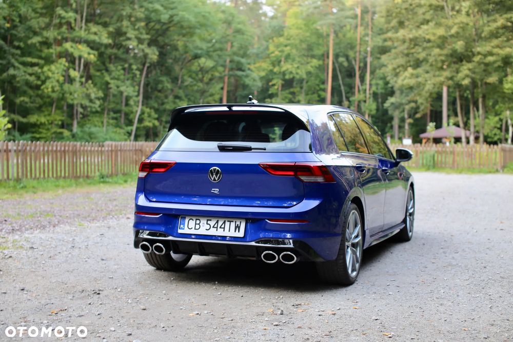 Volkswagen Golf - 15