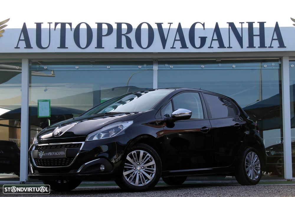 Peugeot 208 1.2 PureTech Signature - 2