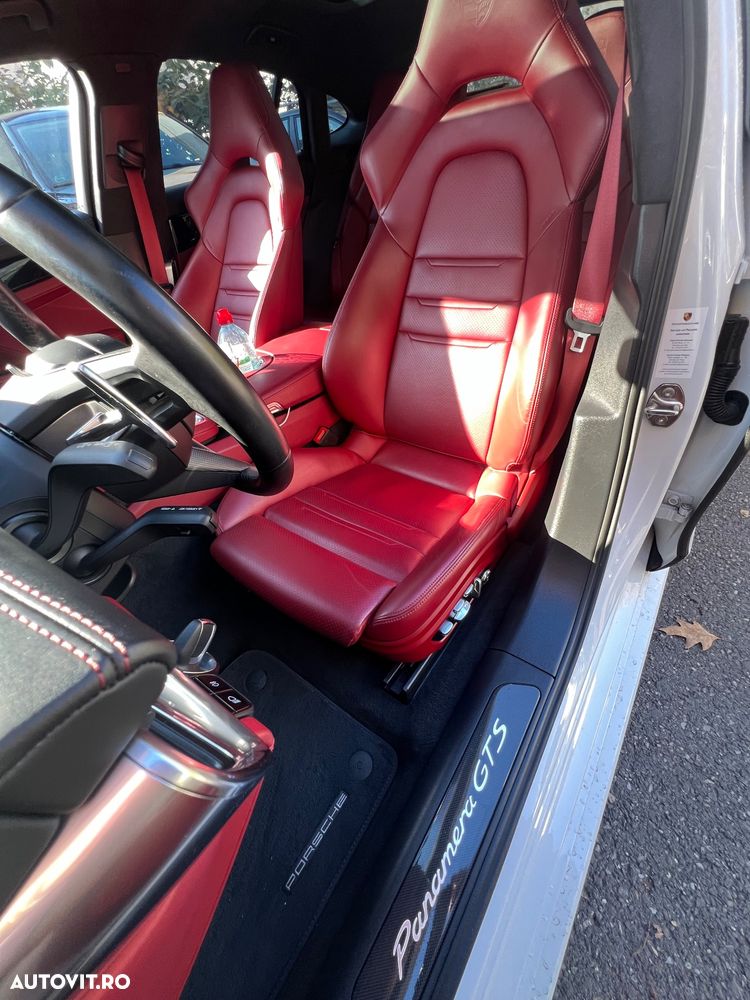 Porsche Panamera 4S Sport Turismo - 8