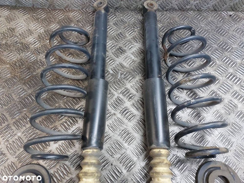 AMORTYZATORY + SPRĘŻYNY TYŁ KOMPLET VOLKSWAGEN GOLF V HB 3D ID: 237482 - 4