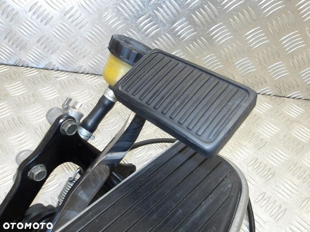 Set podest przód prawy pedał pompa hamulca KAWASAKI VN 1500 VULCAN NOMAD 1998-2004  PN: 34028-1497 , 34003-1473 - 10