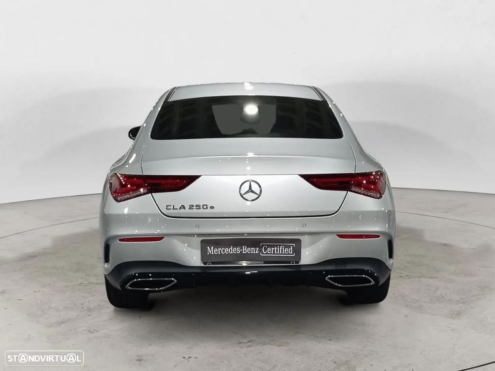 Mercedes-Benz CLA 250 e AMG Line - 5