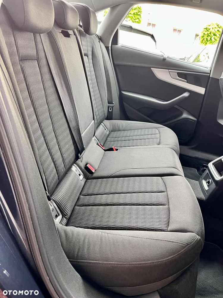 Audi A4 Limousine 2.0 TDI S tronic design - 30