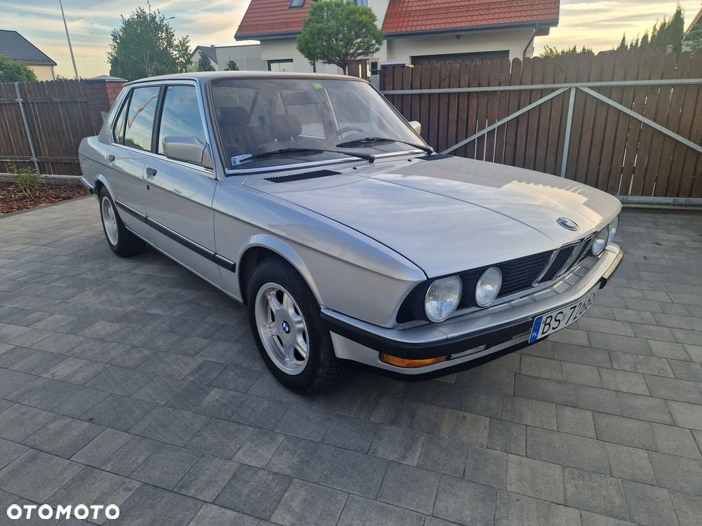 BMW Seria 5 - 8