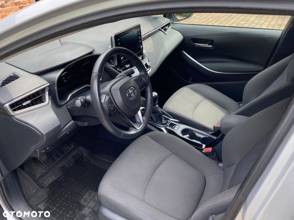 Toyota Corolla 1.6 Prestige - 6