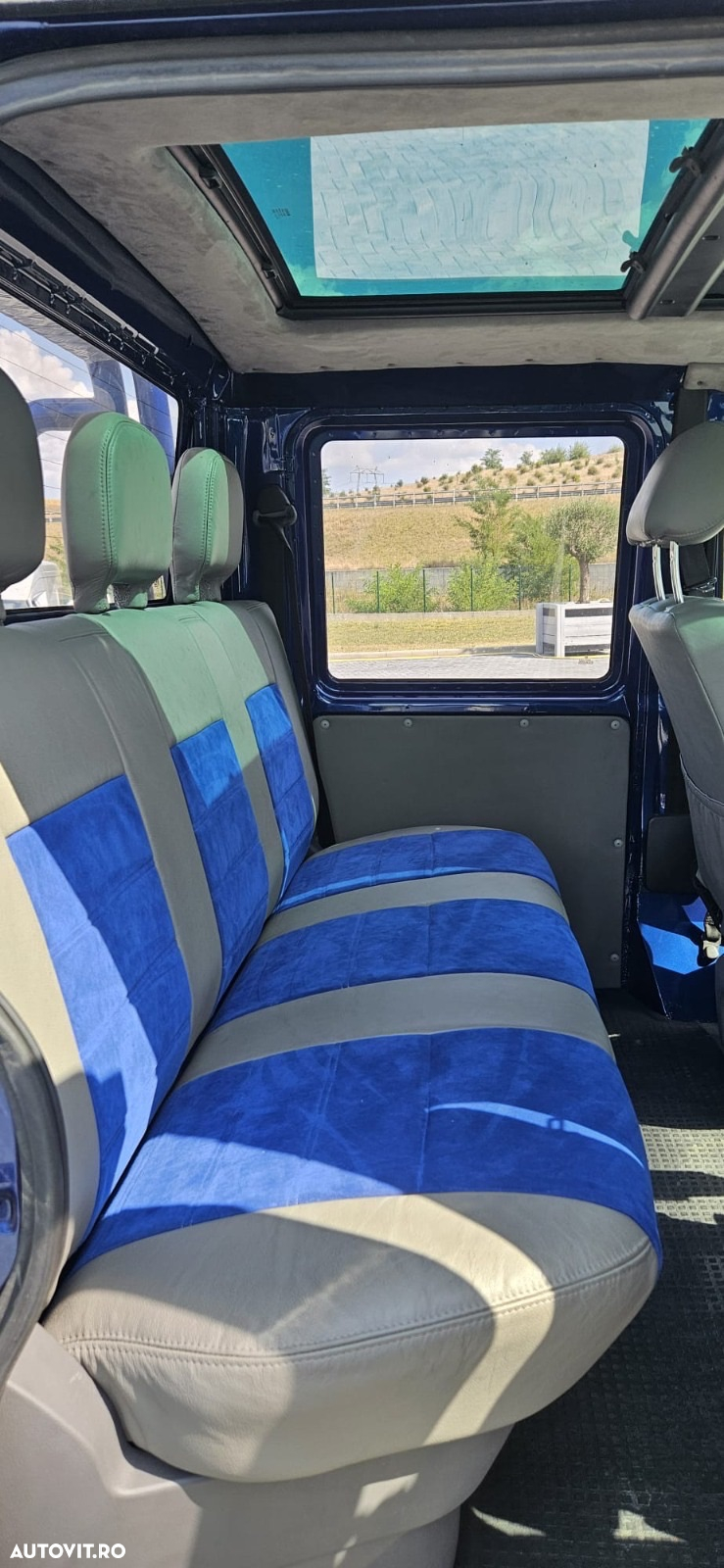 Volkswagen Transporter - 33
