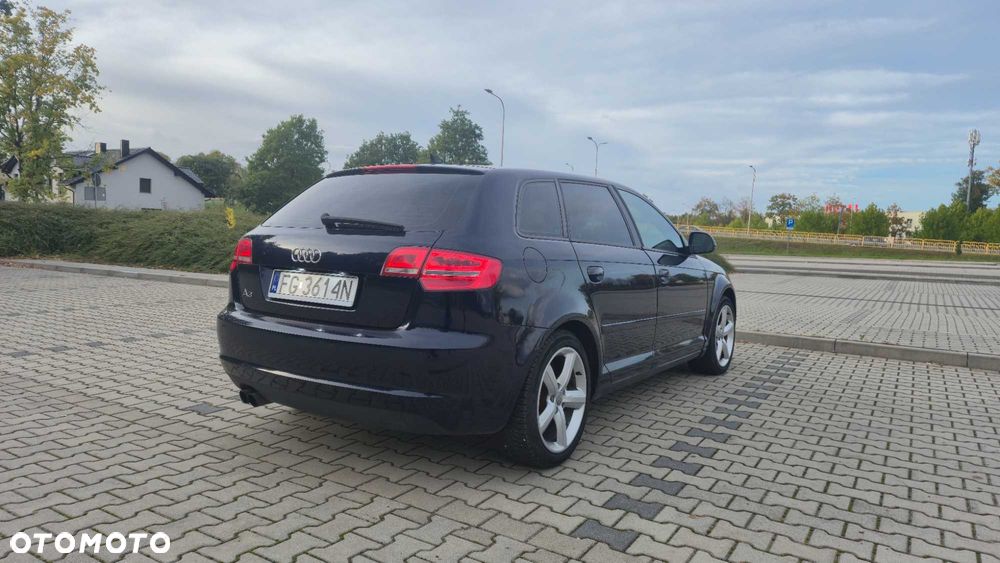 Audi A3 Sportback - 7