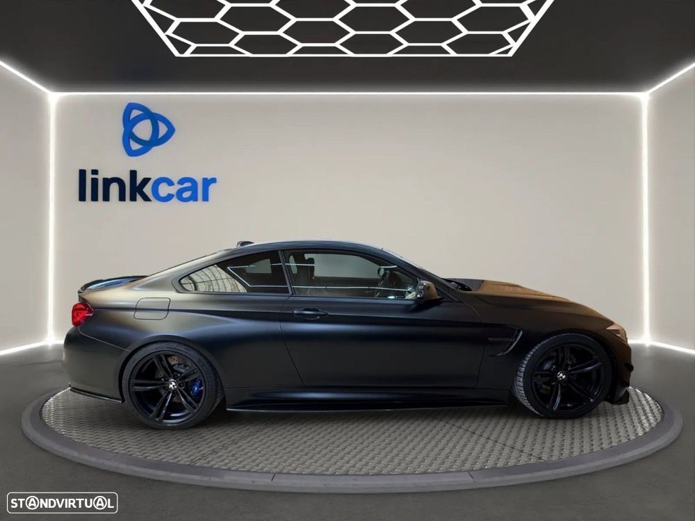 BMW M4 DKG Competition - 8