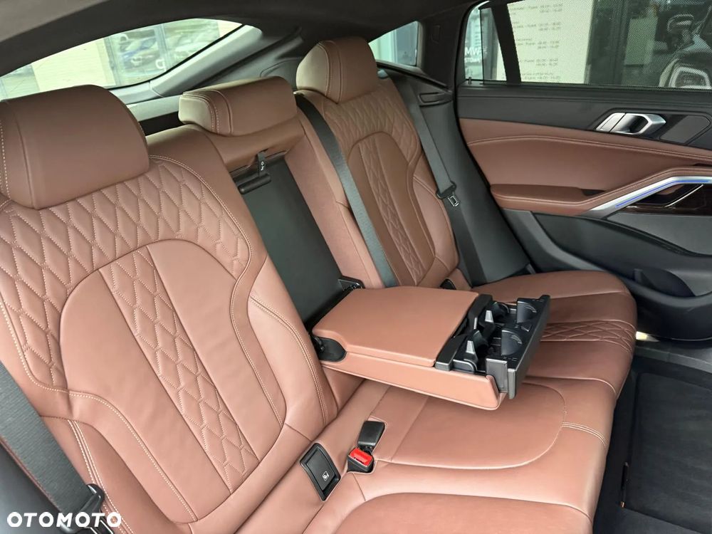 BMW X6 xDrive40d - 8