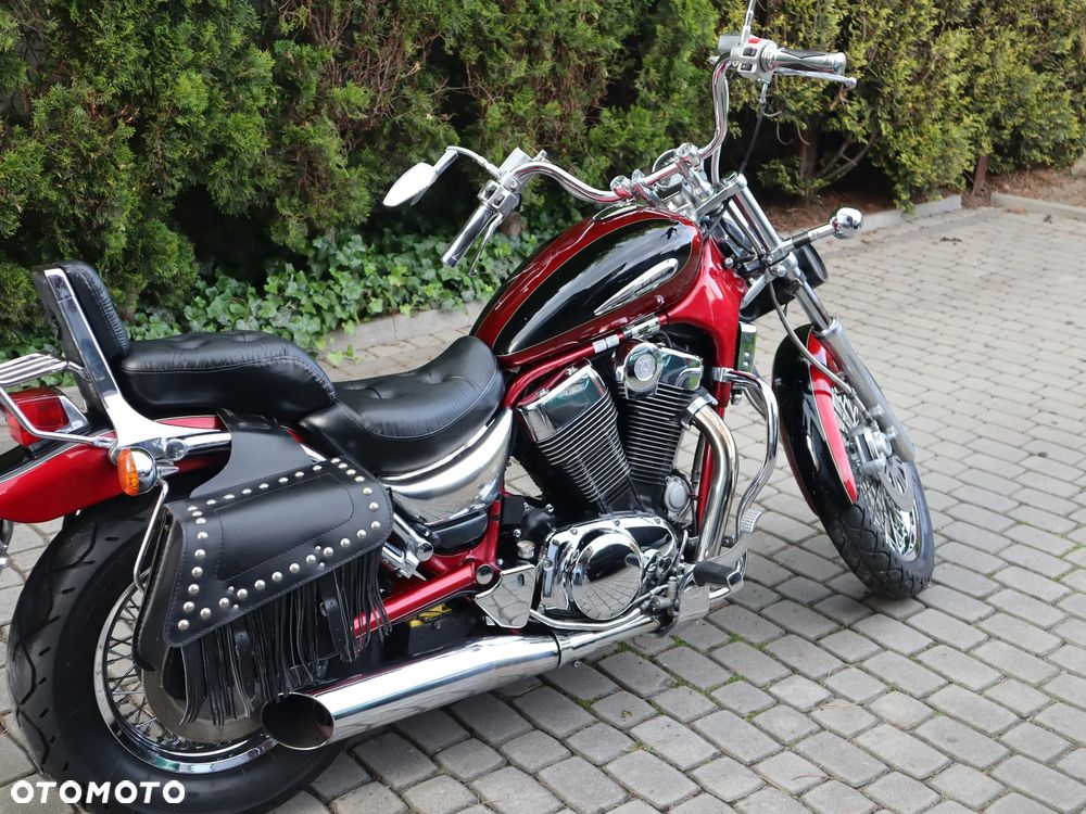 Suzuki Intruder - 8
