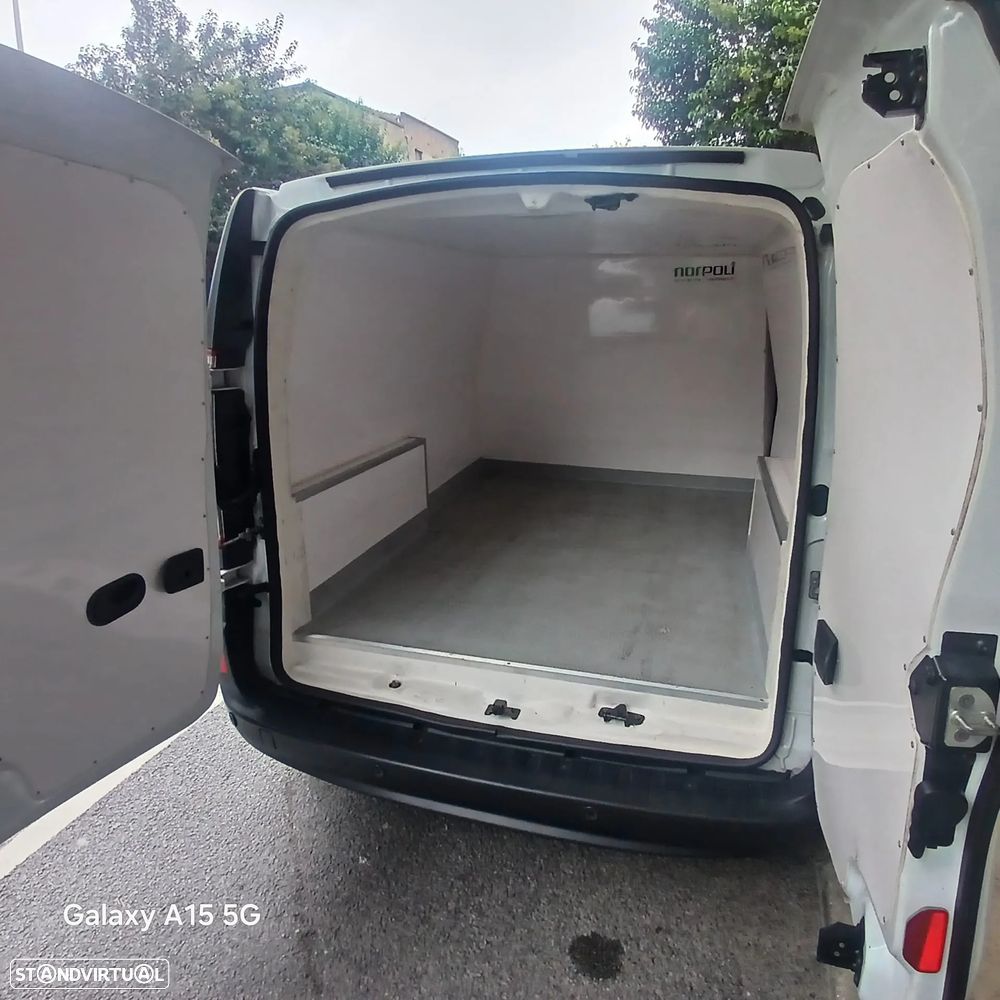 Renault Kangoo 1.5 DCI - 6
