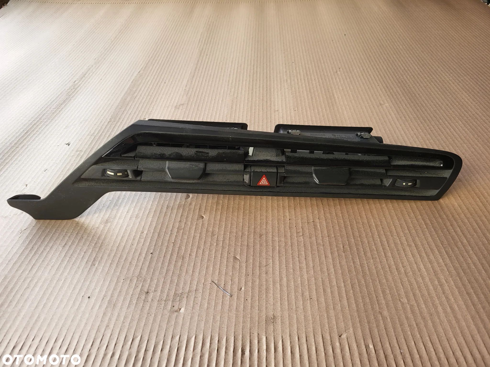 Kratka nawiewu środkowa Citroen C4 Picasso II - 1