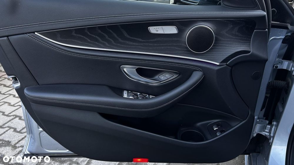 Mercedes-Benz Klasa E - 10